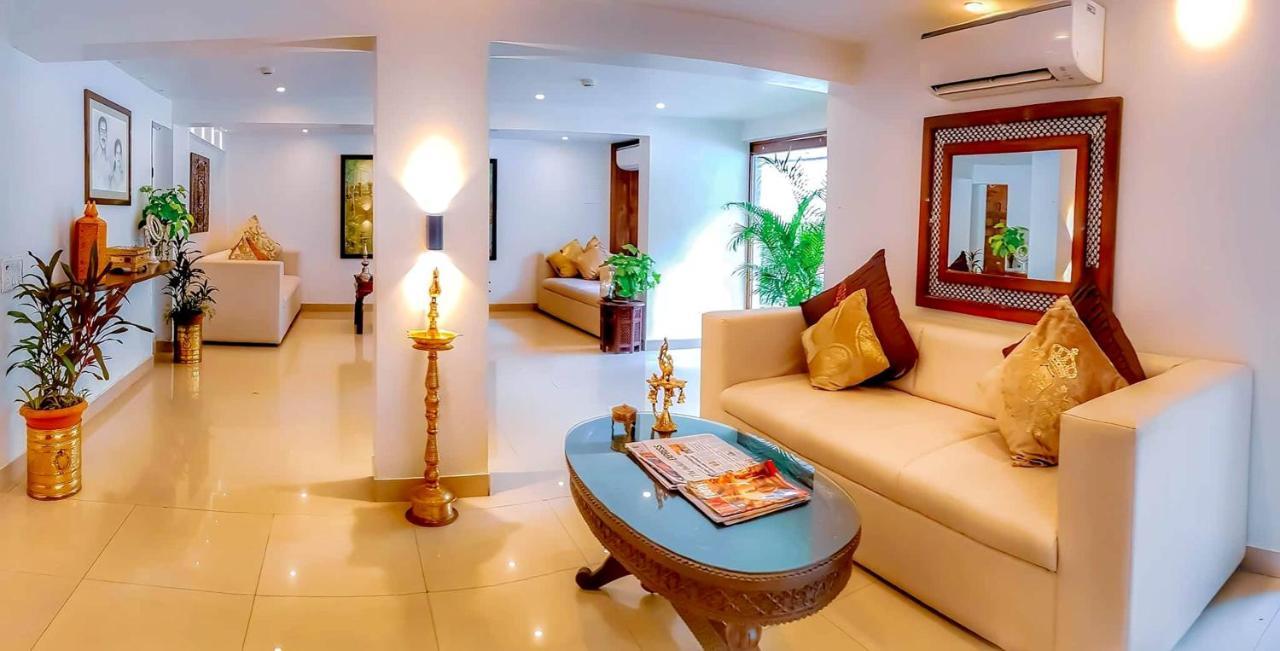 Hotel Samraj Bombay Eksteriør billede