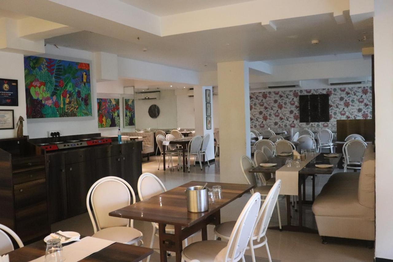 Hotel Samraj Bombay Eksteriør billede