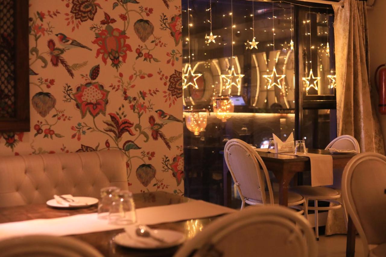 Hotel Samraj Bombay Eksteriør billede